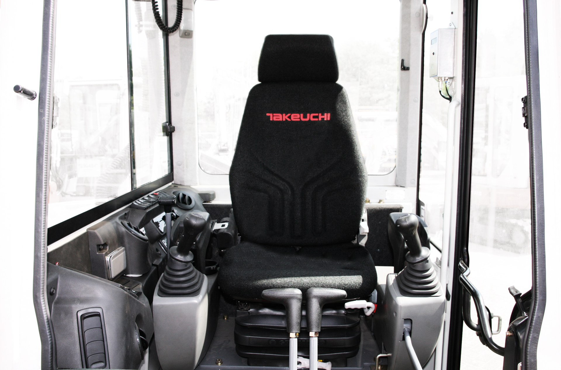 graafmachine-takeuchi-tb260-3