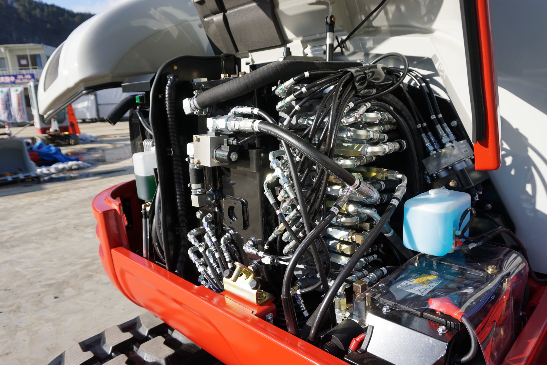 rupskraan-takeuchi-tb250-2-3